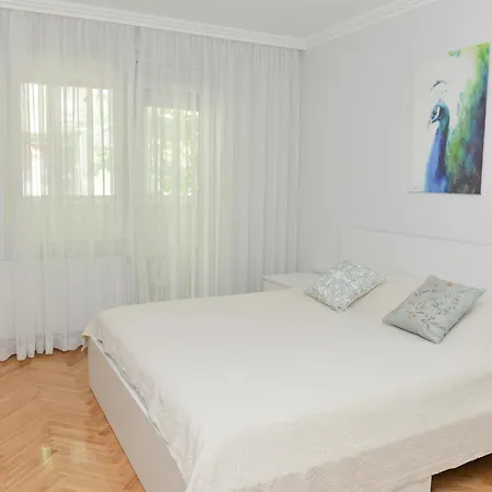 Magnolia Apartment Нови Сад Екстериор снимка