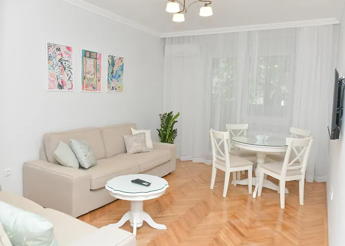 Magnolia Apartment